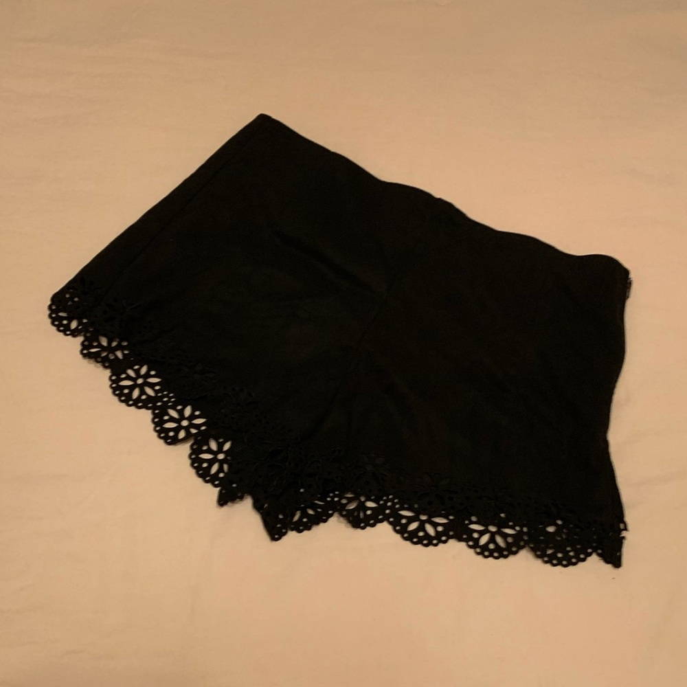 NWOT F21 Suede Scalloped Shorts